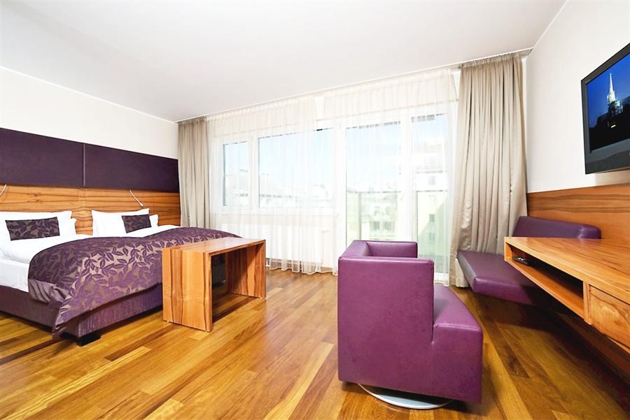 Pakat Suites Vienna Exterior photo