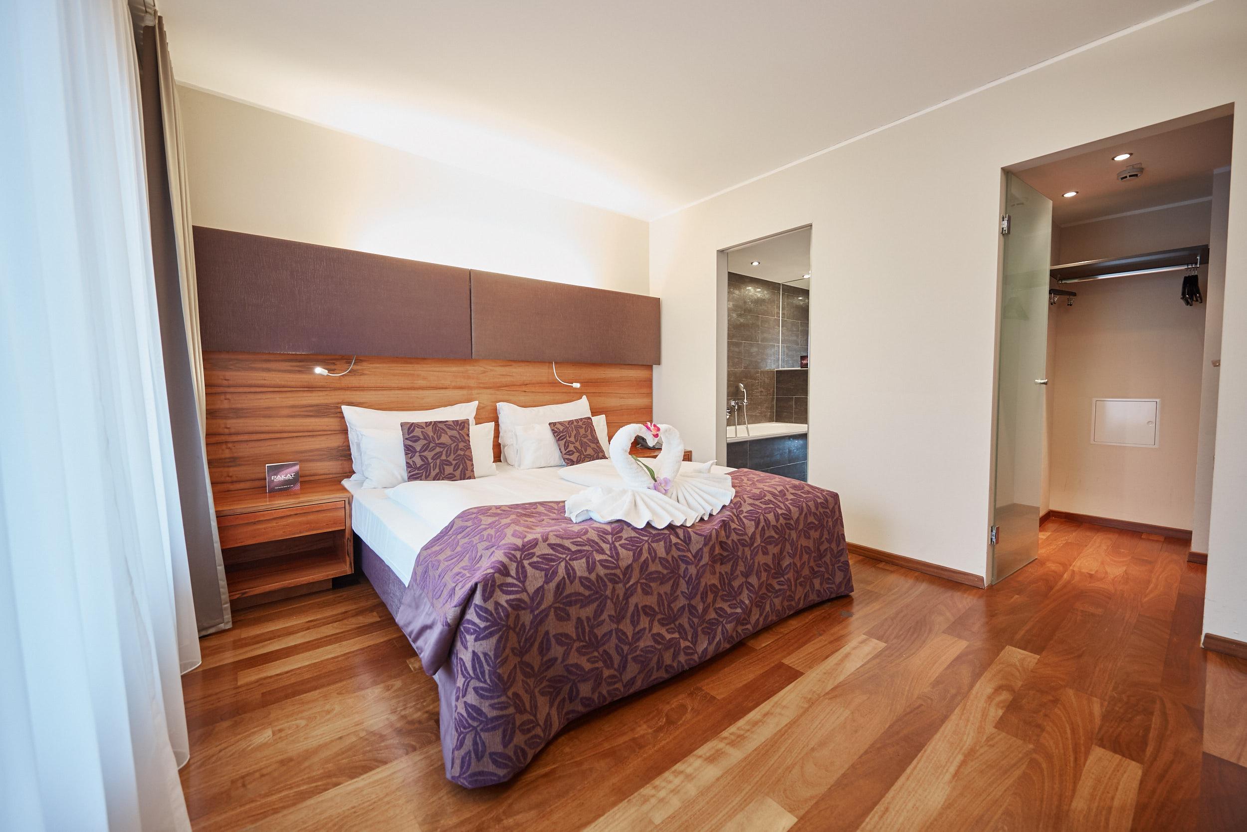 Pakat Suites Vienna Exterior photo