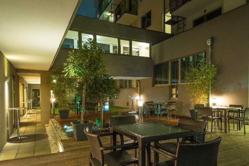 Pakat Suites Vienna Exterior photo