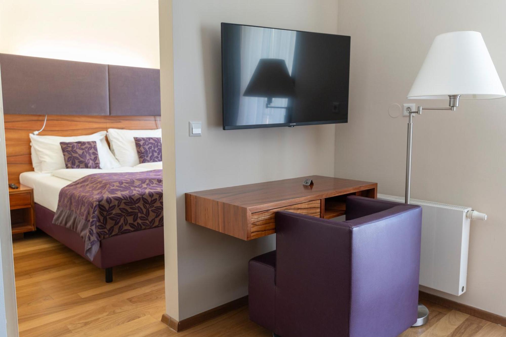 Pakat Suites Vienna Exterior photo