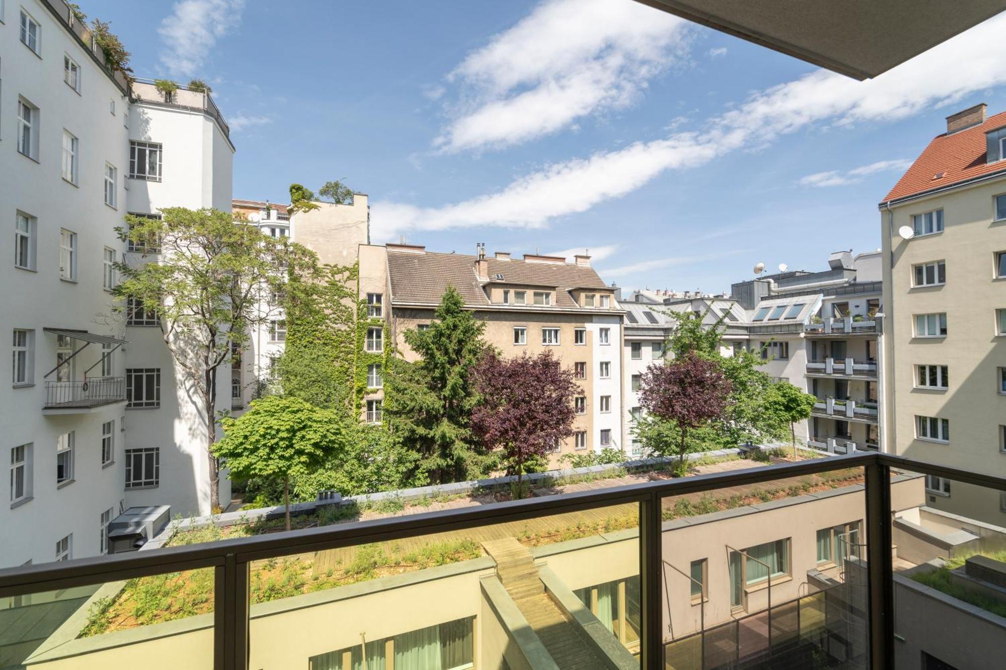 Pakat Suites Vienna Exterior photo