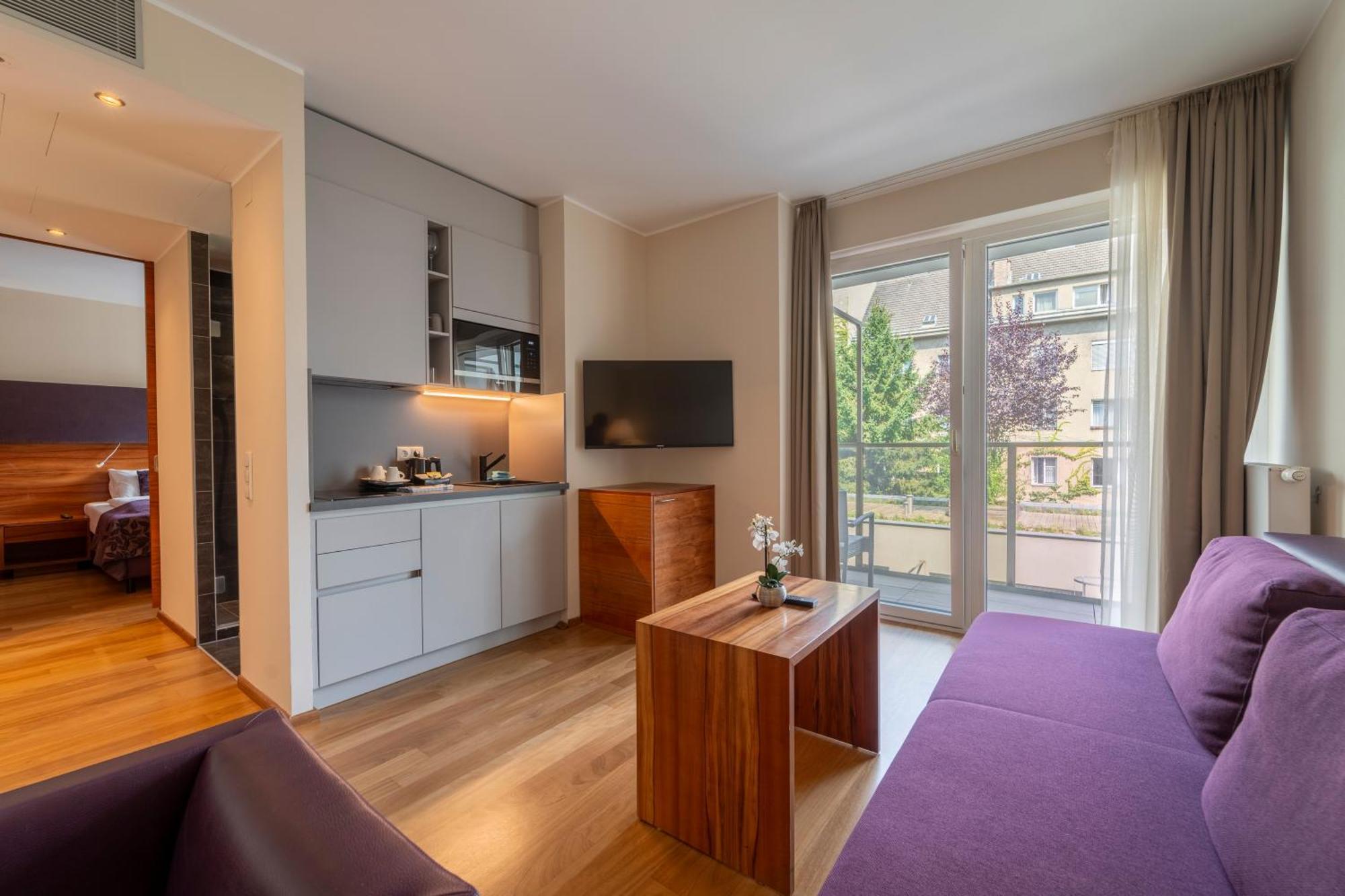 Pakat Suites Vienna Exterior photo